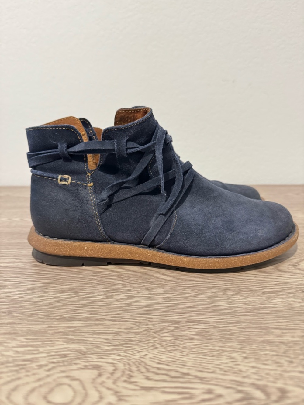 Born Tarklin Boots Blue Suede Ankle Bootie Side Zip